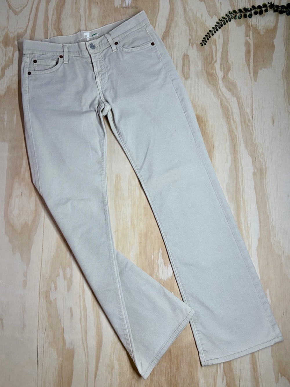 7 For All Mankind "A" Pocket Corduroy Bootcut Jeans Cream 29 Mid Rise